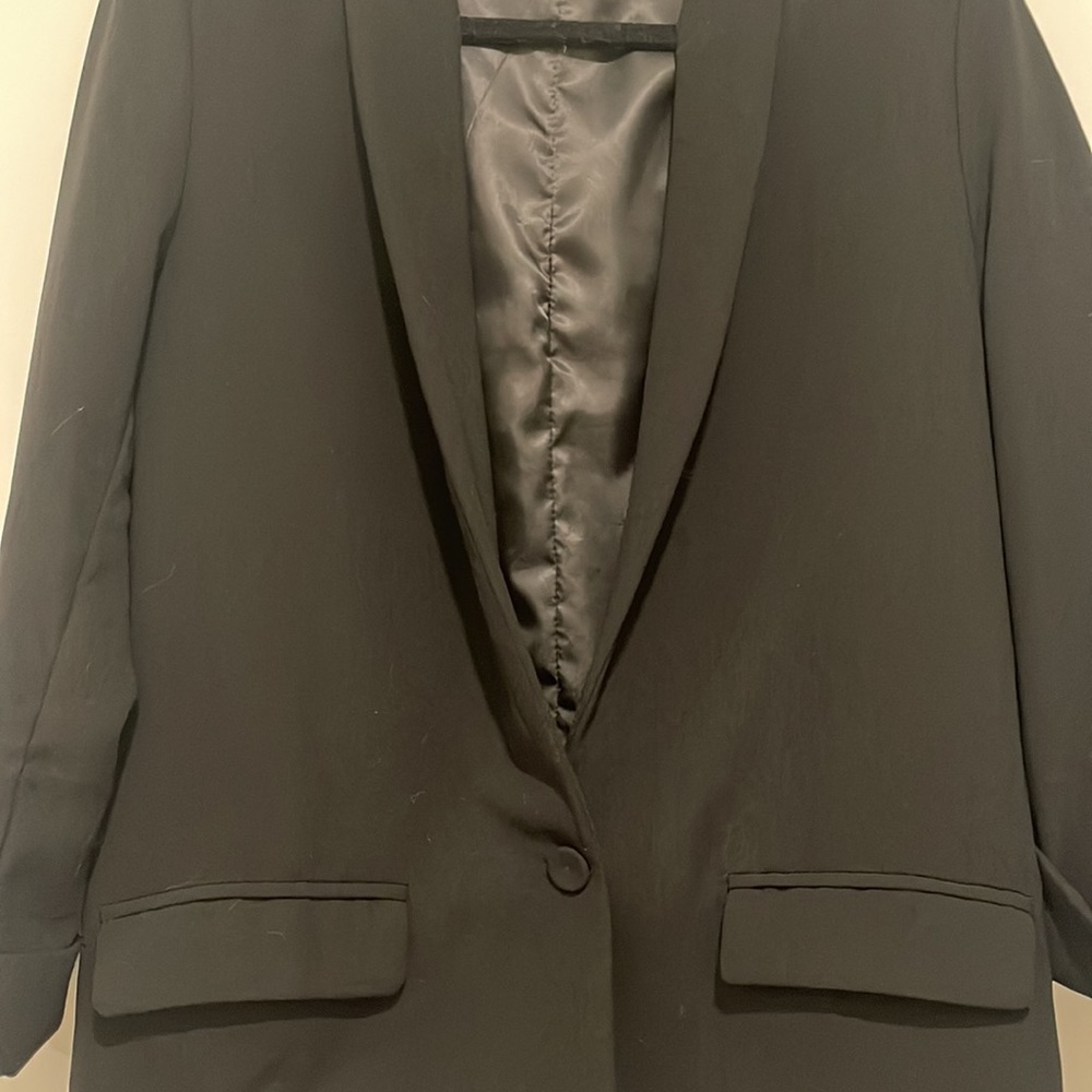 Single Breasted Blazer - Picture 2 of 4